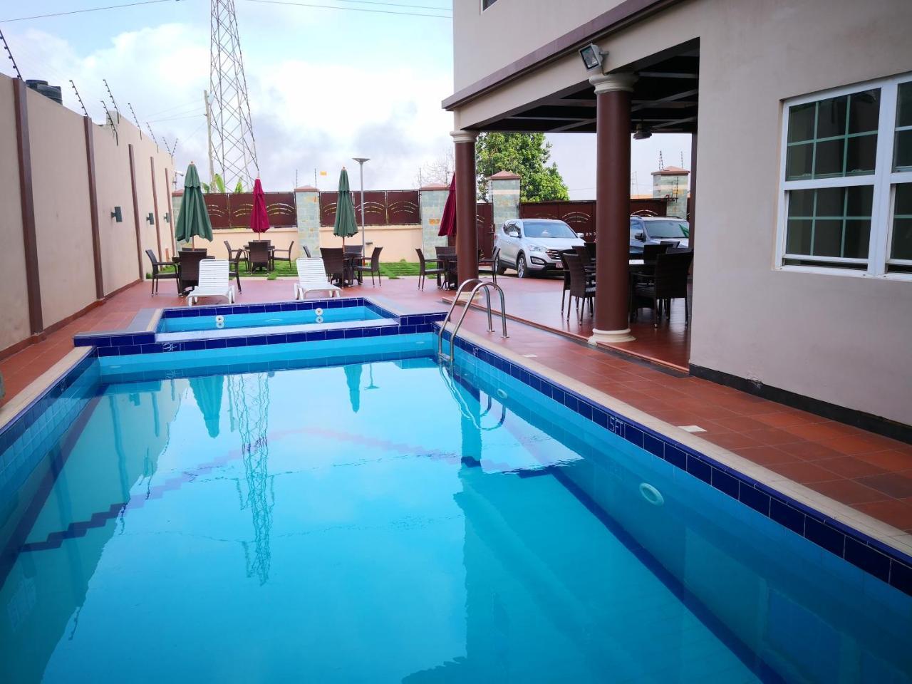Frederick'S Lodge Kumasi Kültér fotó