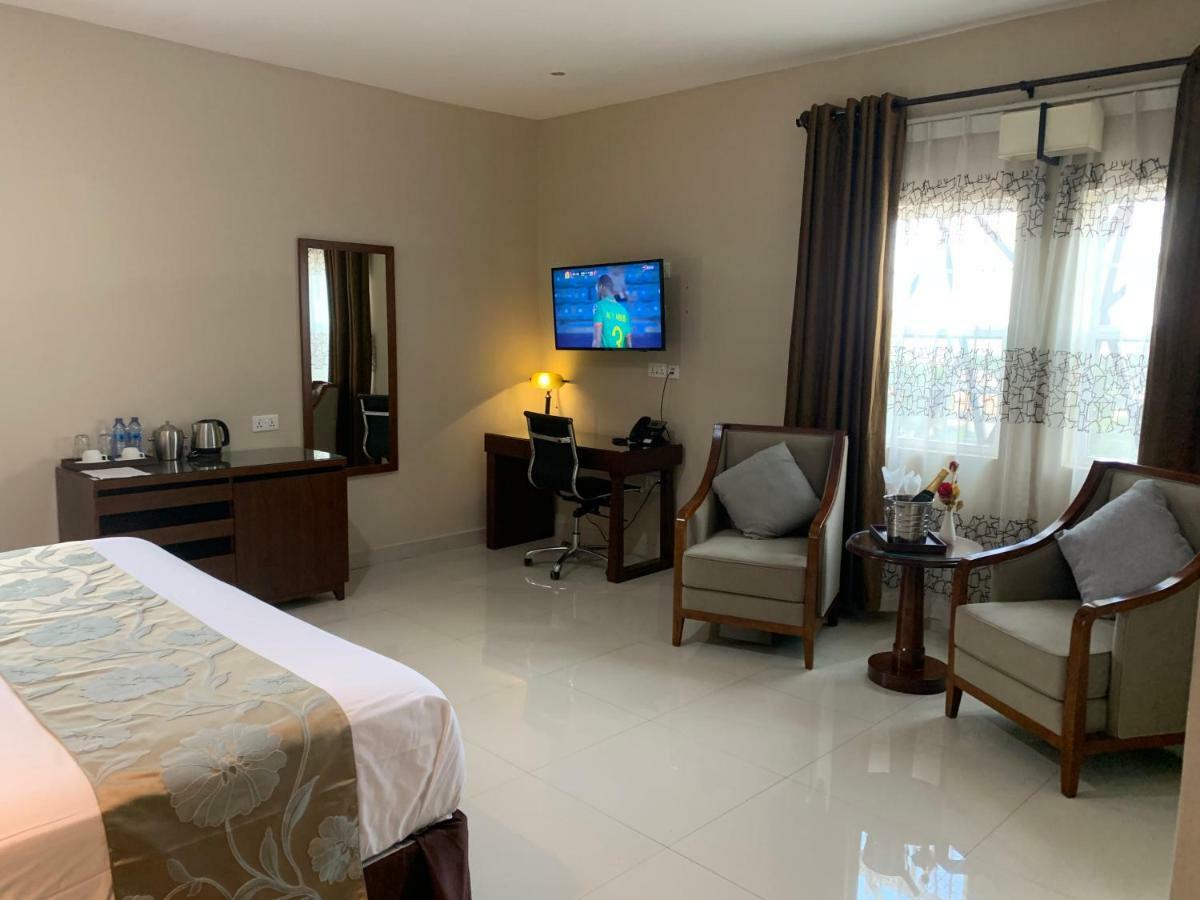 Frederick'S Lodge Kumasi Kültér fotó